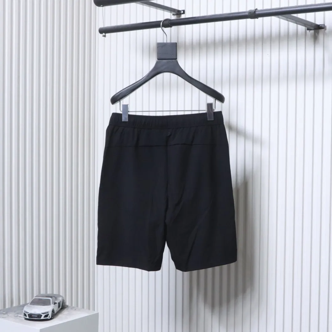 Back Lightweight Quick-Drying Sports Shorts