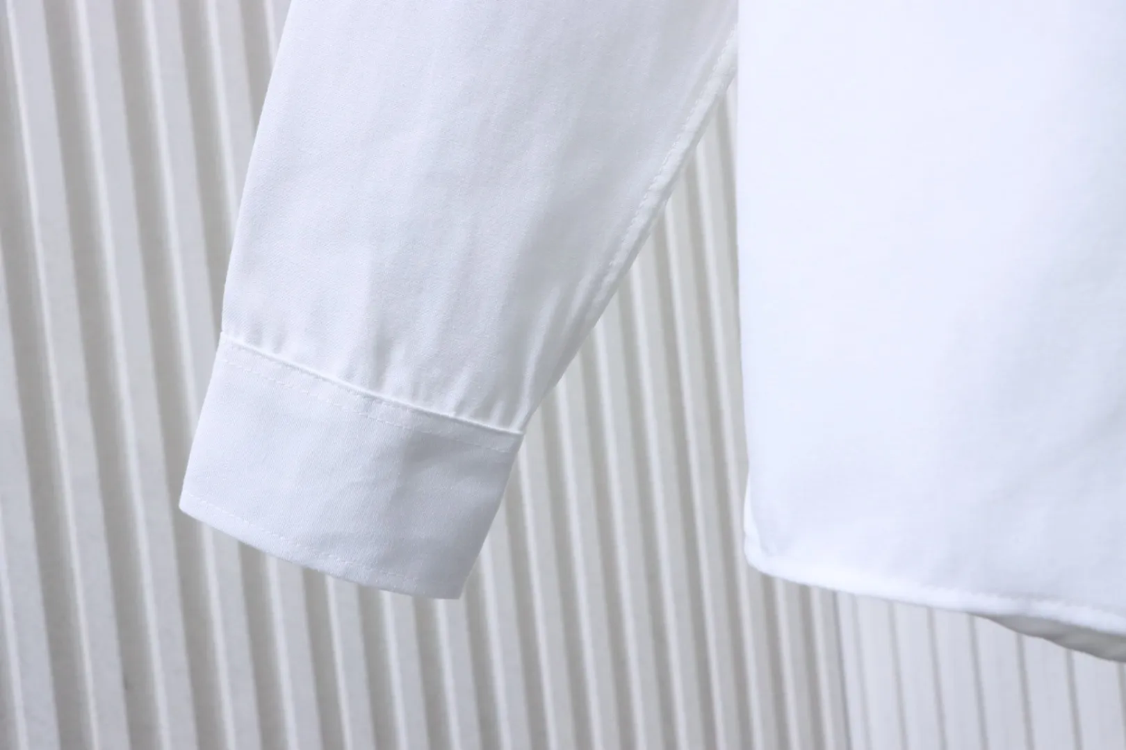 Long Sleeve Detail
