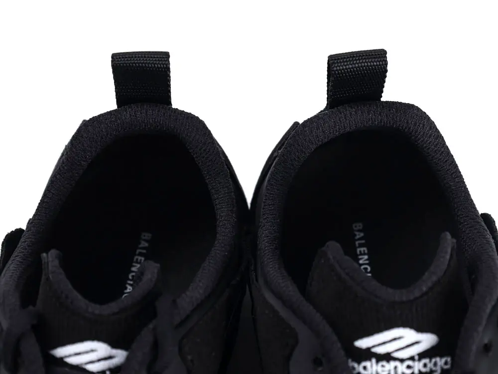 the shoe mouth