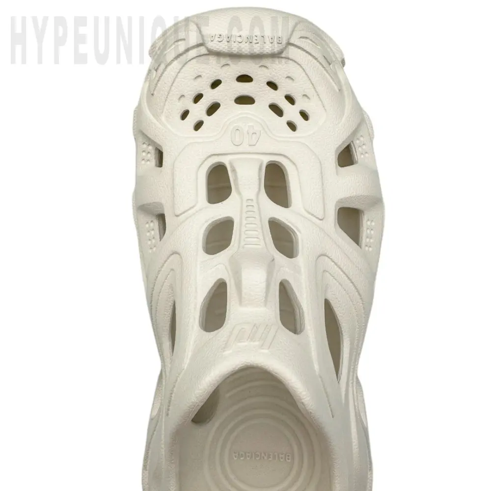the toe box
