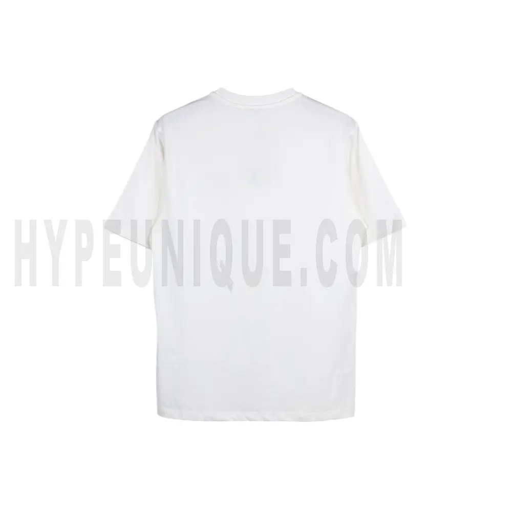 The back of the white clothes