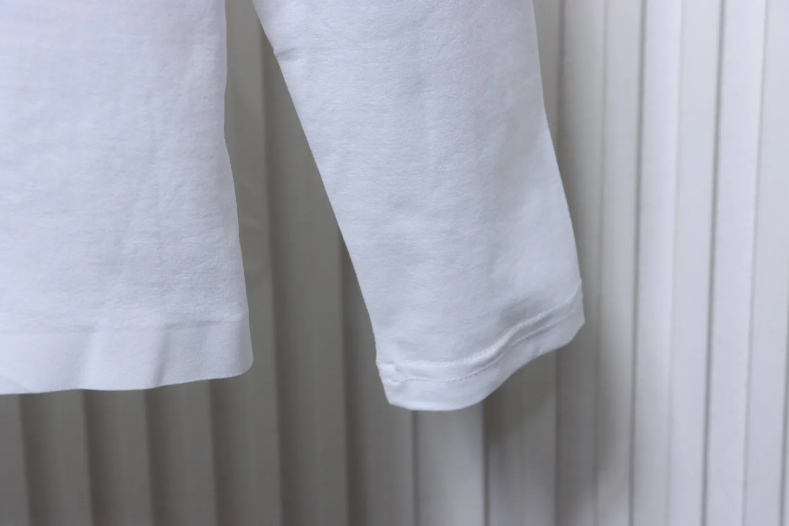 Long Sleeve Detail