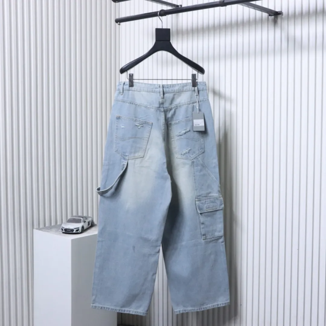 Back BLCG Light Blue Washed Wide-Leg Cargo Jeans