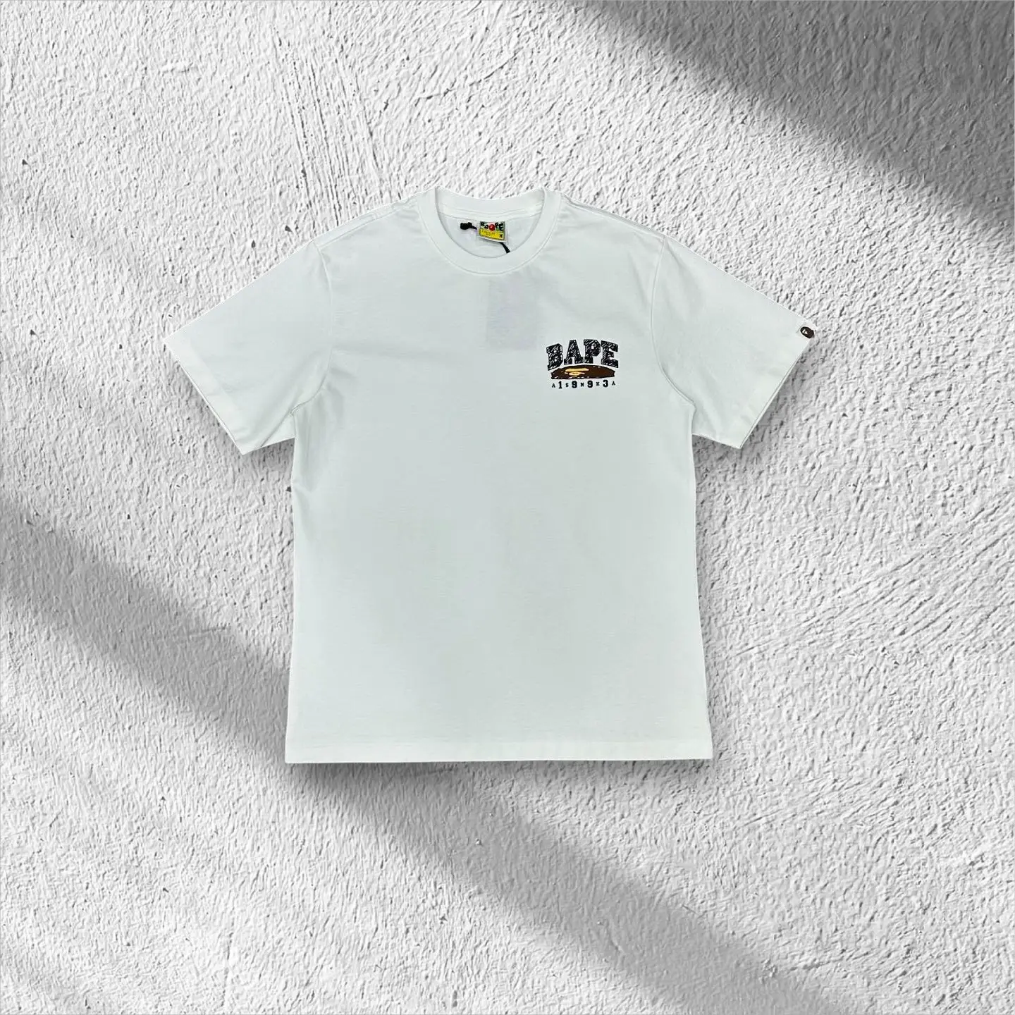 the white font side