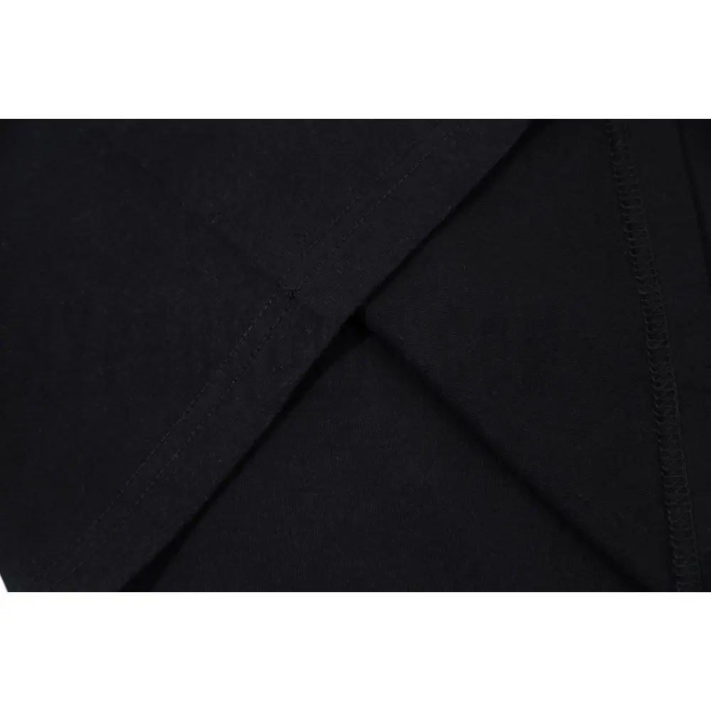 Precision-cut with wrinkle-resistant soft fabric
