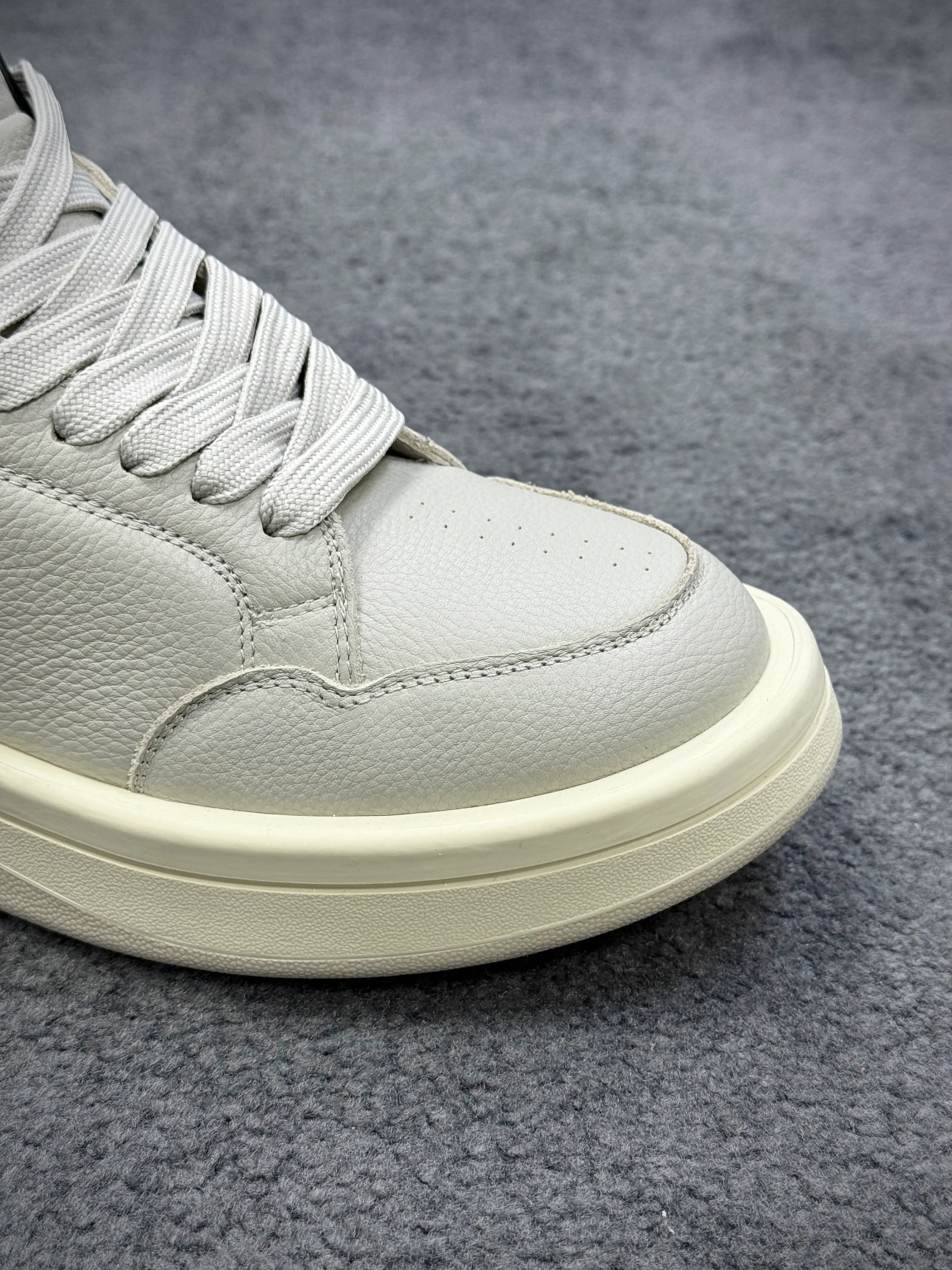 Mesh Toe Box