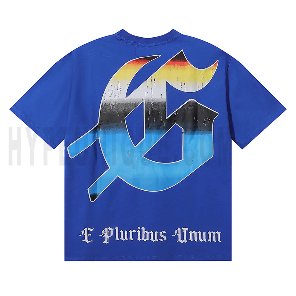 The back of the blue clothes