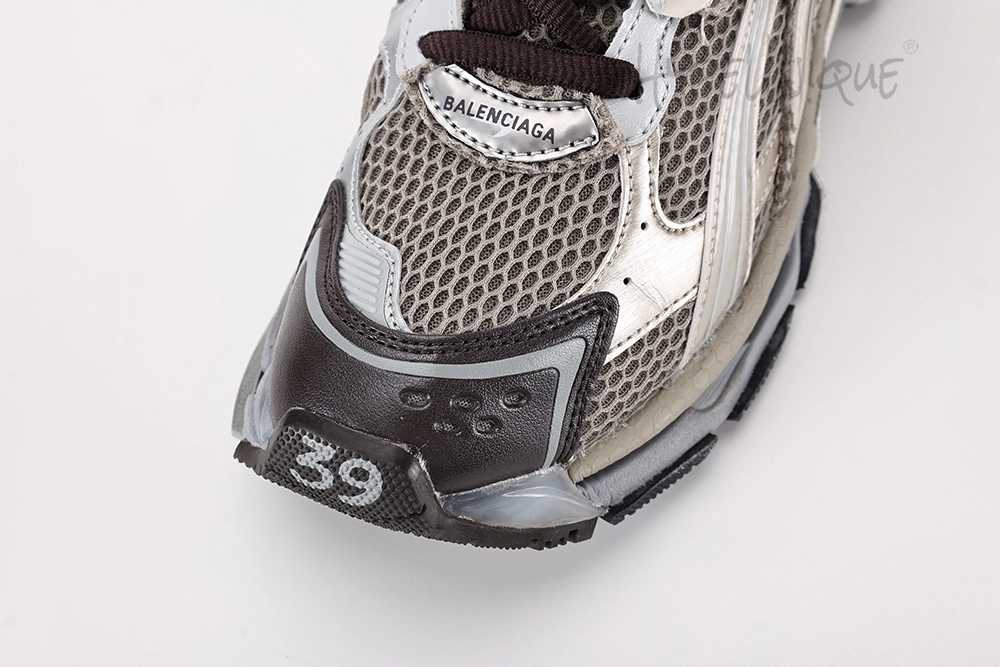 toe cap