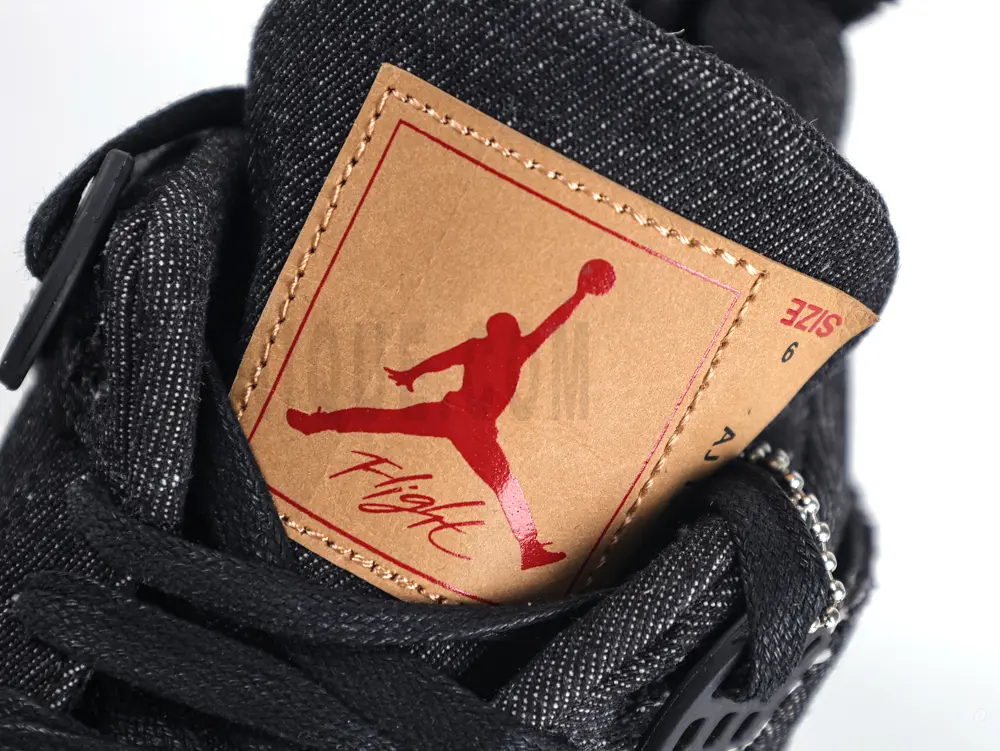 https://hypeunique.is/wp-content/uploads/2025/05/Jordan-4-Retro-Levis-Black-GS-Levis-Tag12-1.webp