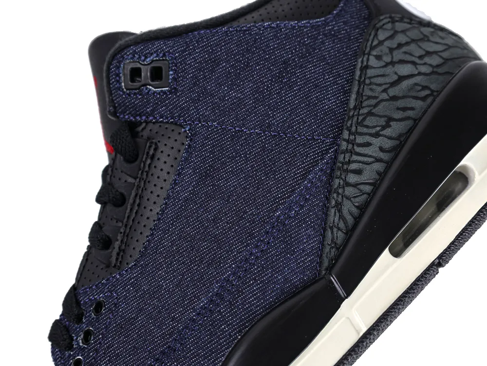 Levis x Jordan 3 Retro Indigo Denim Side Panel Detail