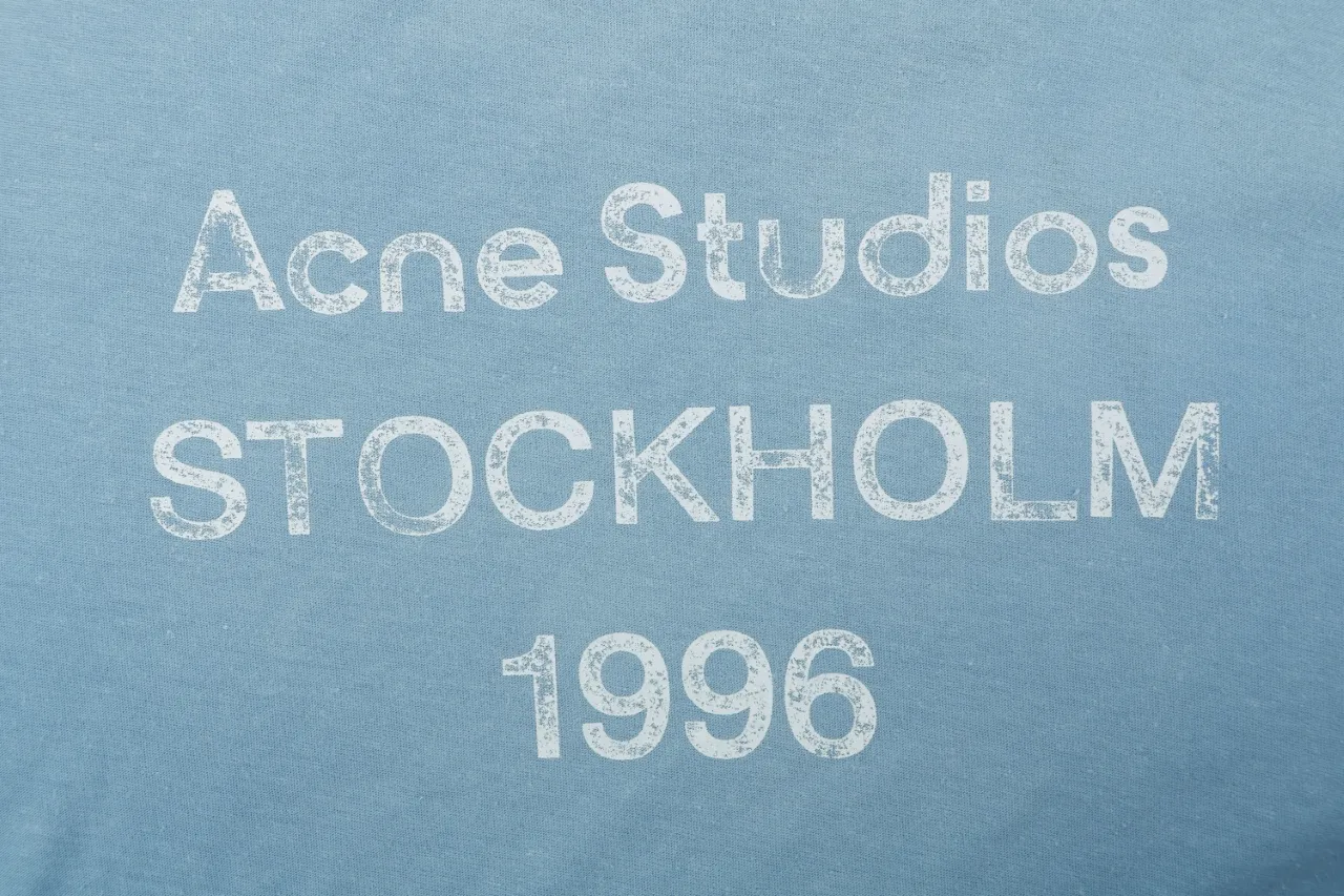 Logo Text