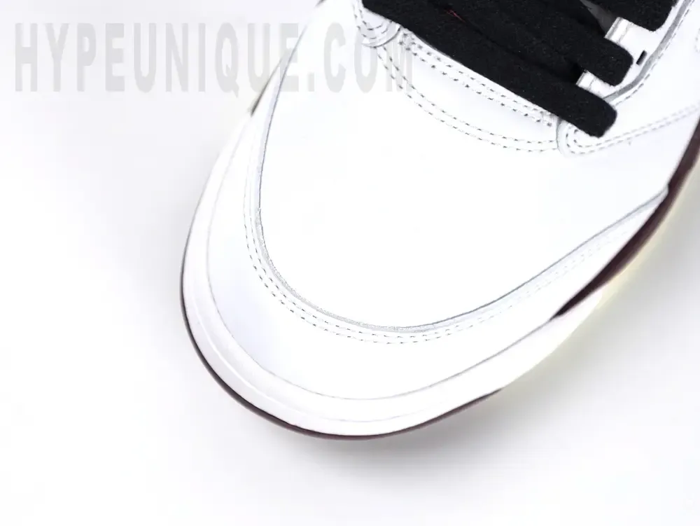 the white toe