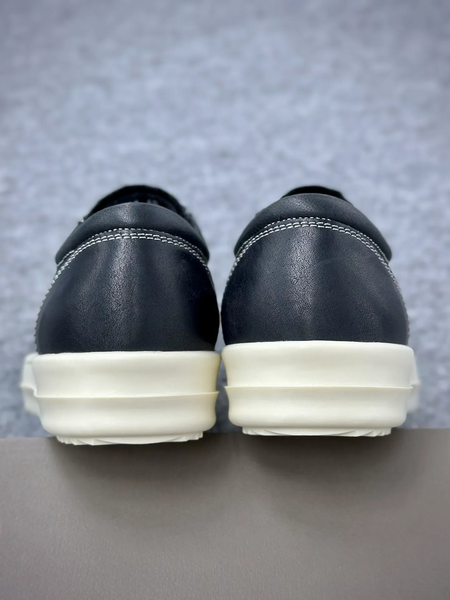 Rear Heel Detail