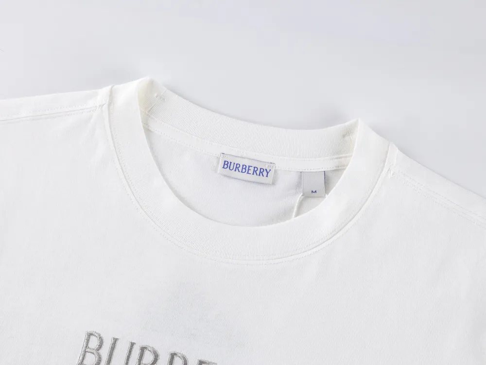 Neckline