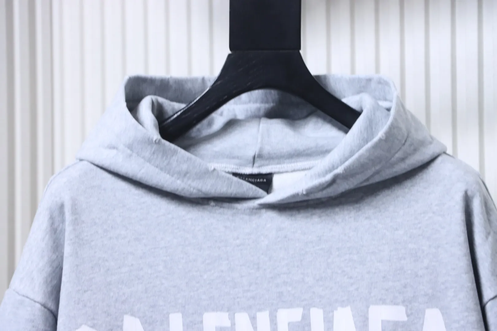 Collar Detail