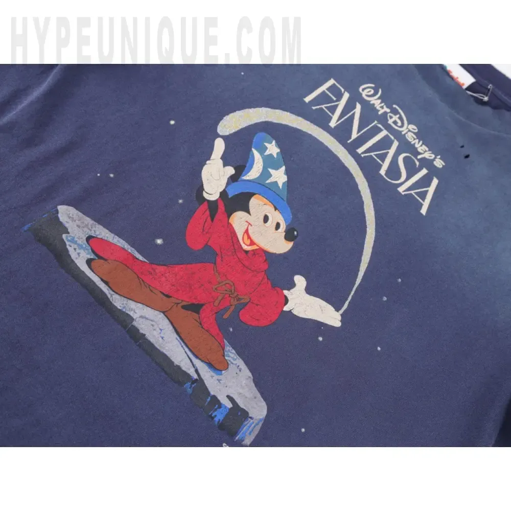Printed graphic on the front of the garment