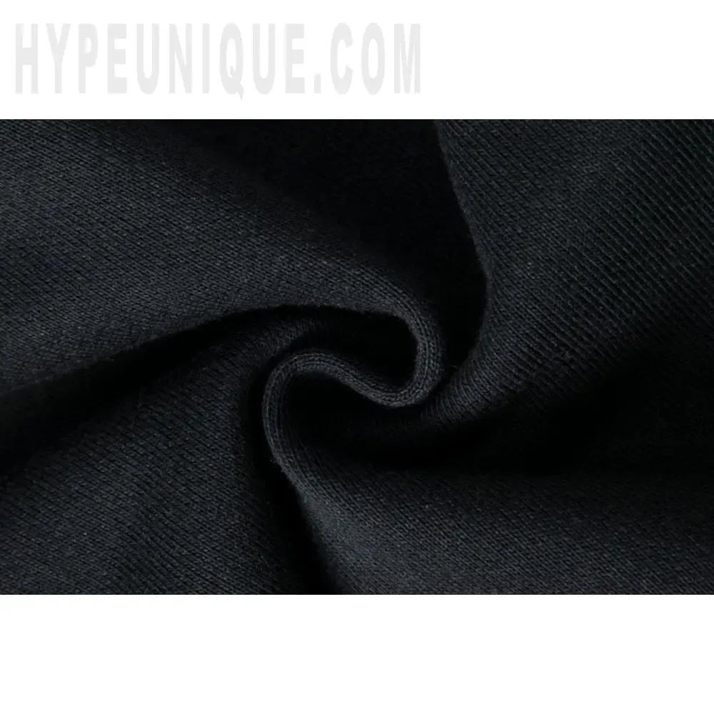 Precision-cut with wrinkle-resistant soft fabric.