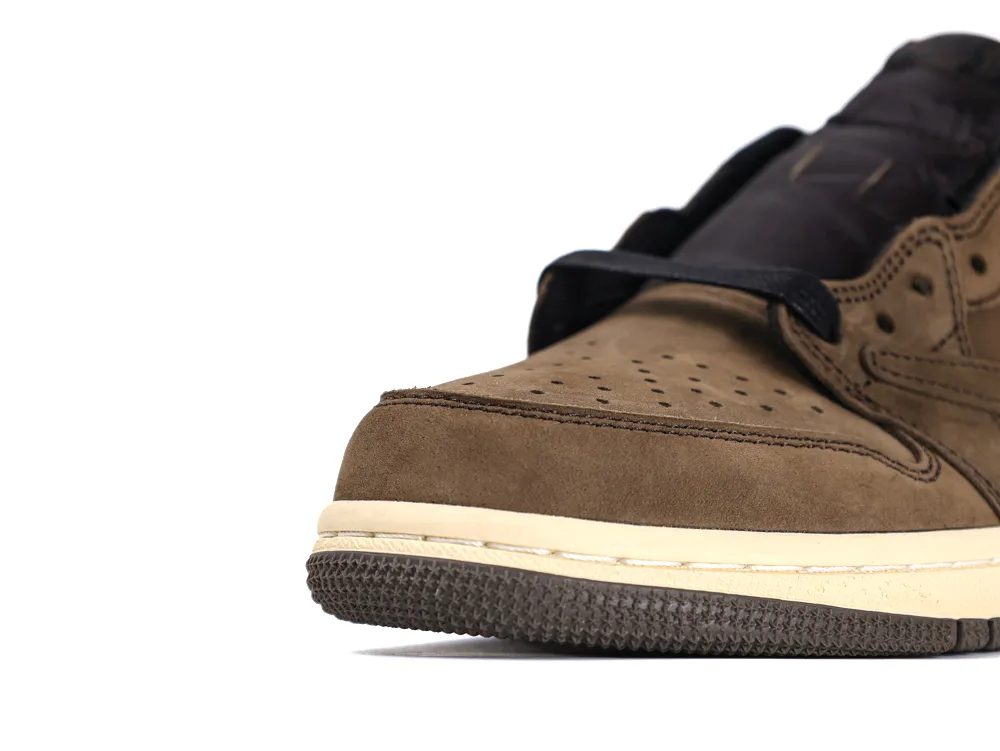Travis Scott x Air Jordan 1 Retro Low OG SP Velvet Brown front toe suede detail