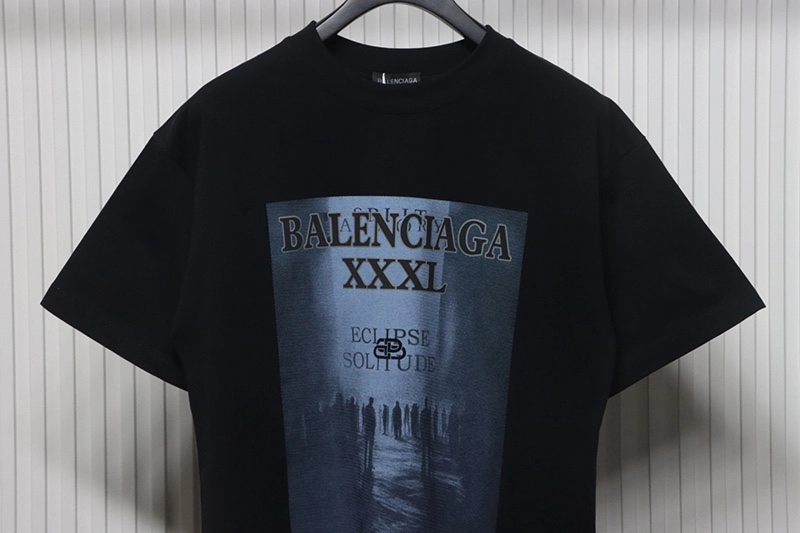 Lock Silhouette Logo Printed T-Shirt