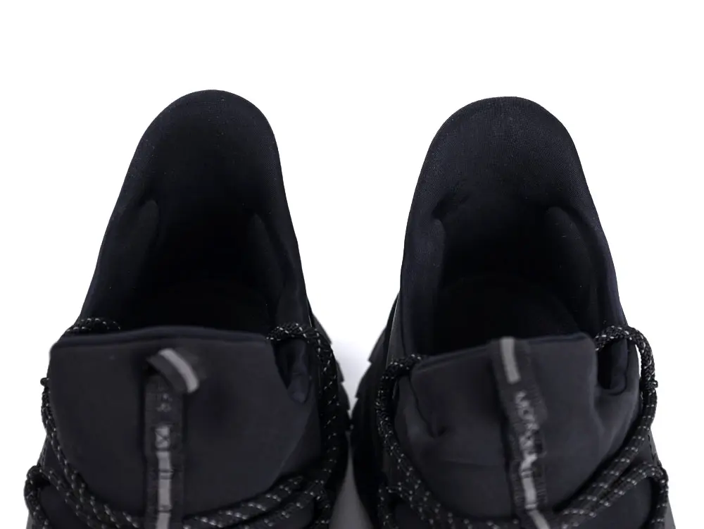 the shoe mouth