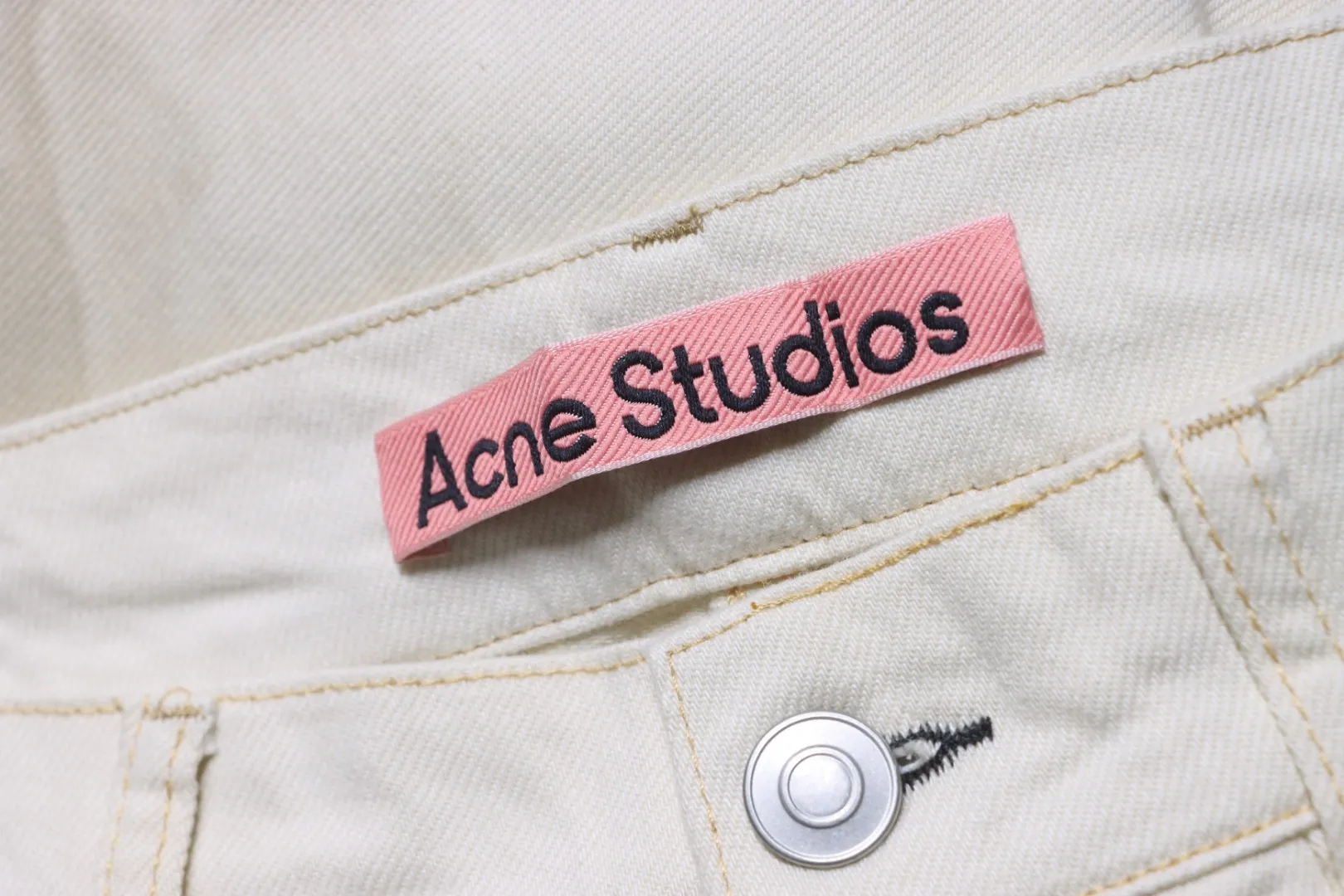 Brand Tag