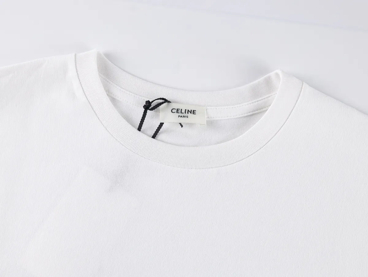 Neckline