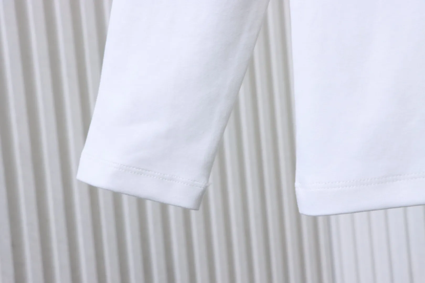 Long Sleeve Detail