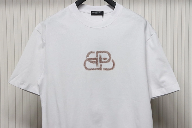 Old Lock Print T-Shirt