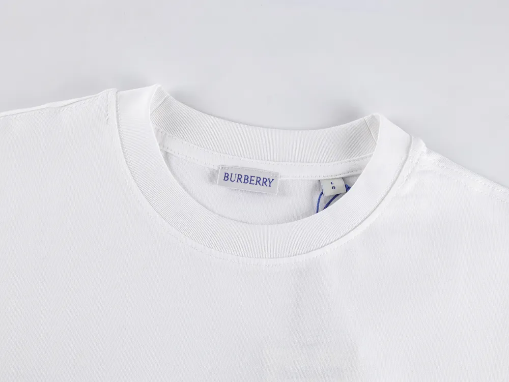 Neckline