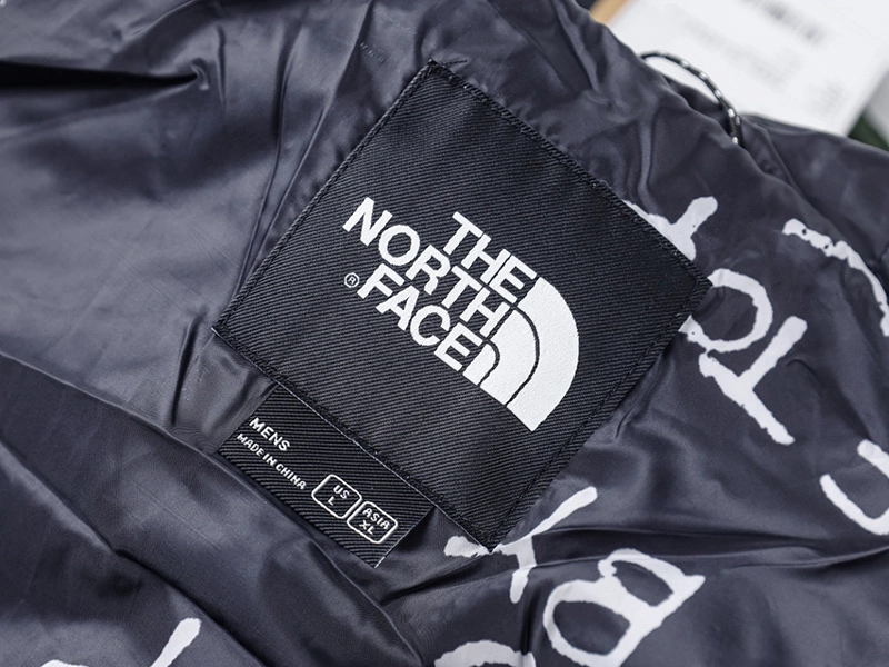 The North Face Ue Limited Color Matching Zipper Hooded Down Jacket