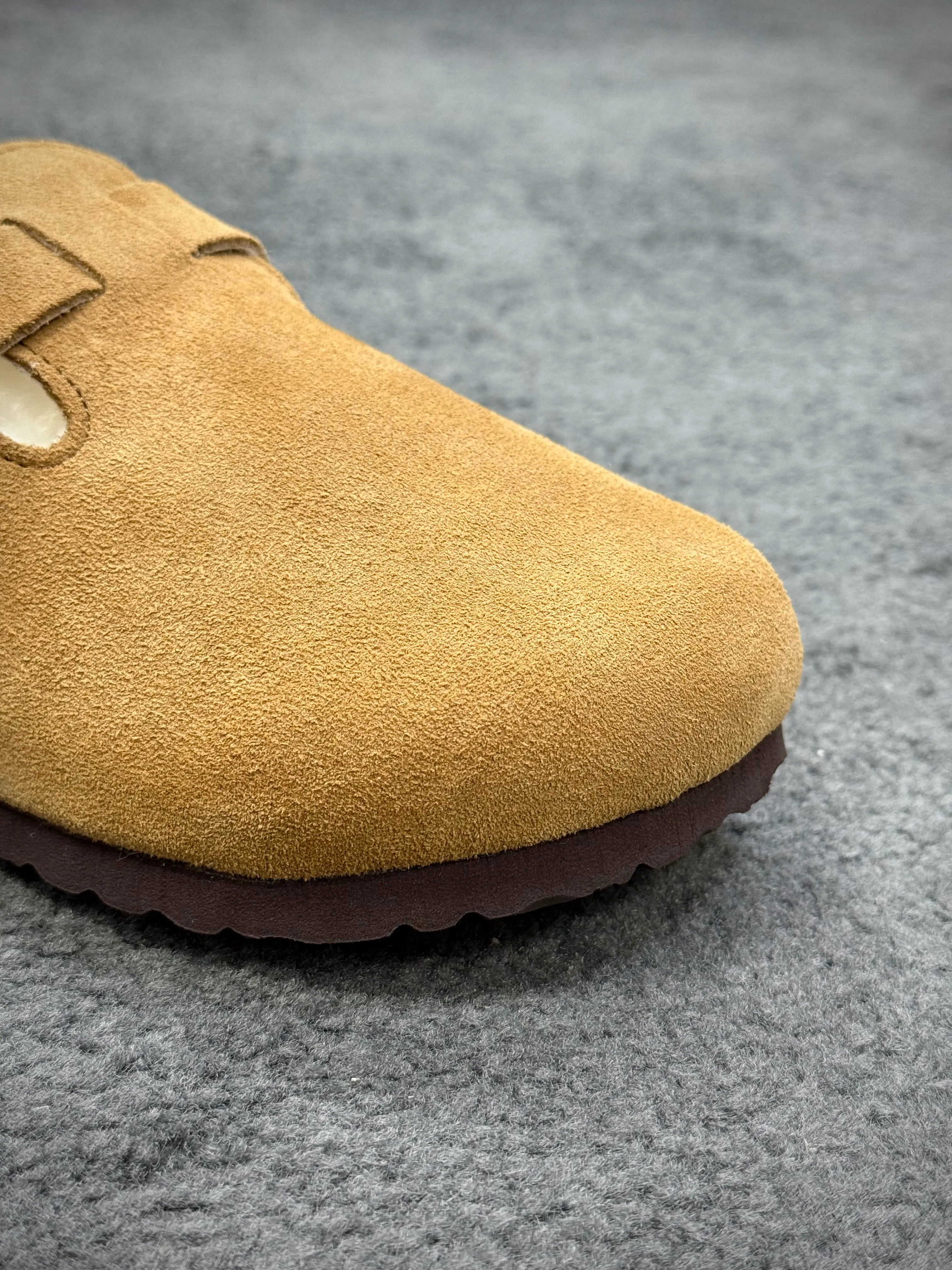 Mesh Toe box