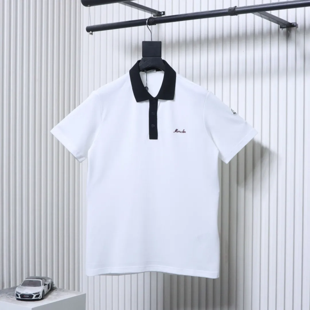 Color-Blocked Collar Embroidered Polo T-Shirt