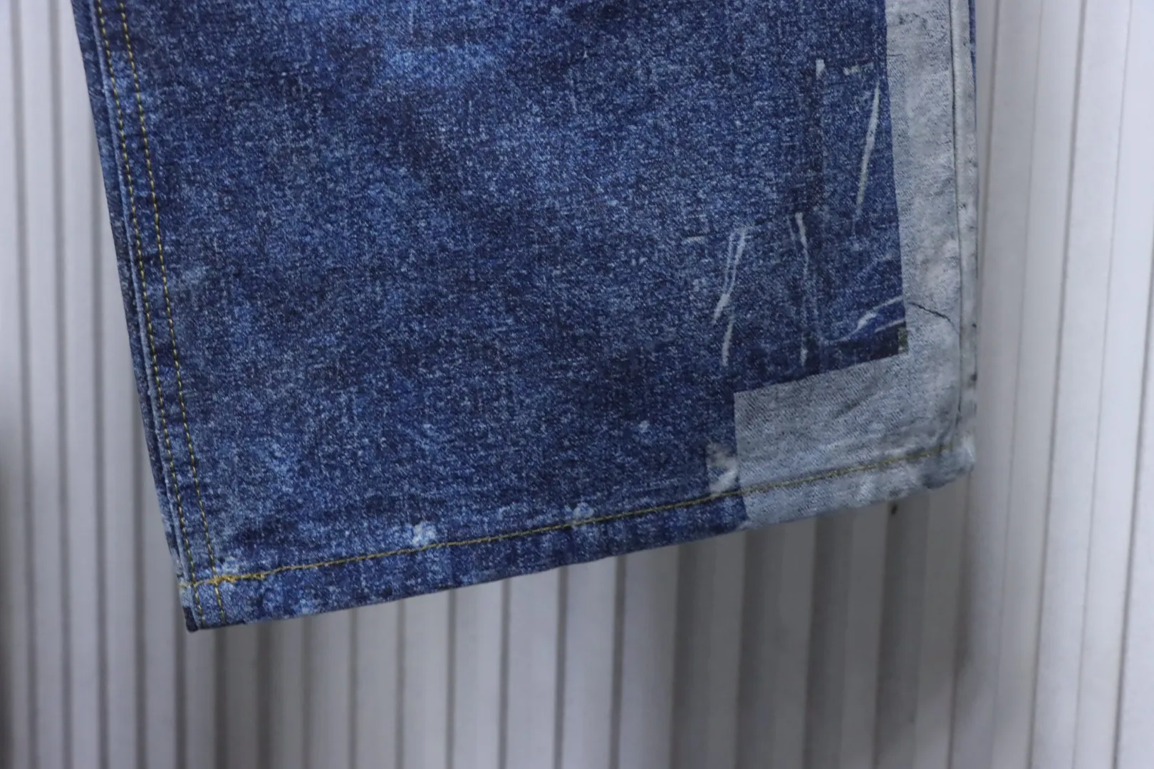 Bottom Hem Detail