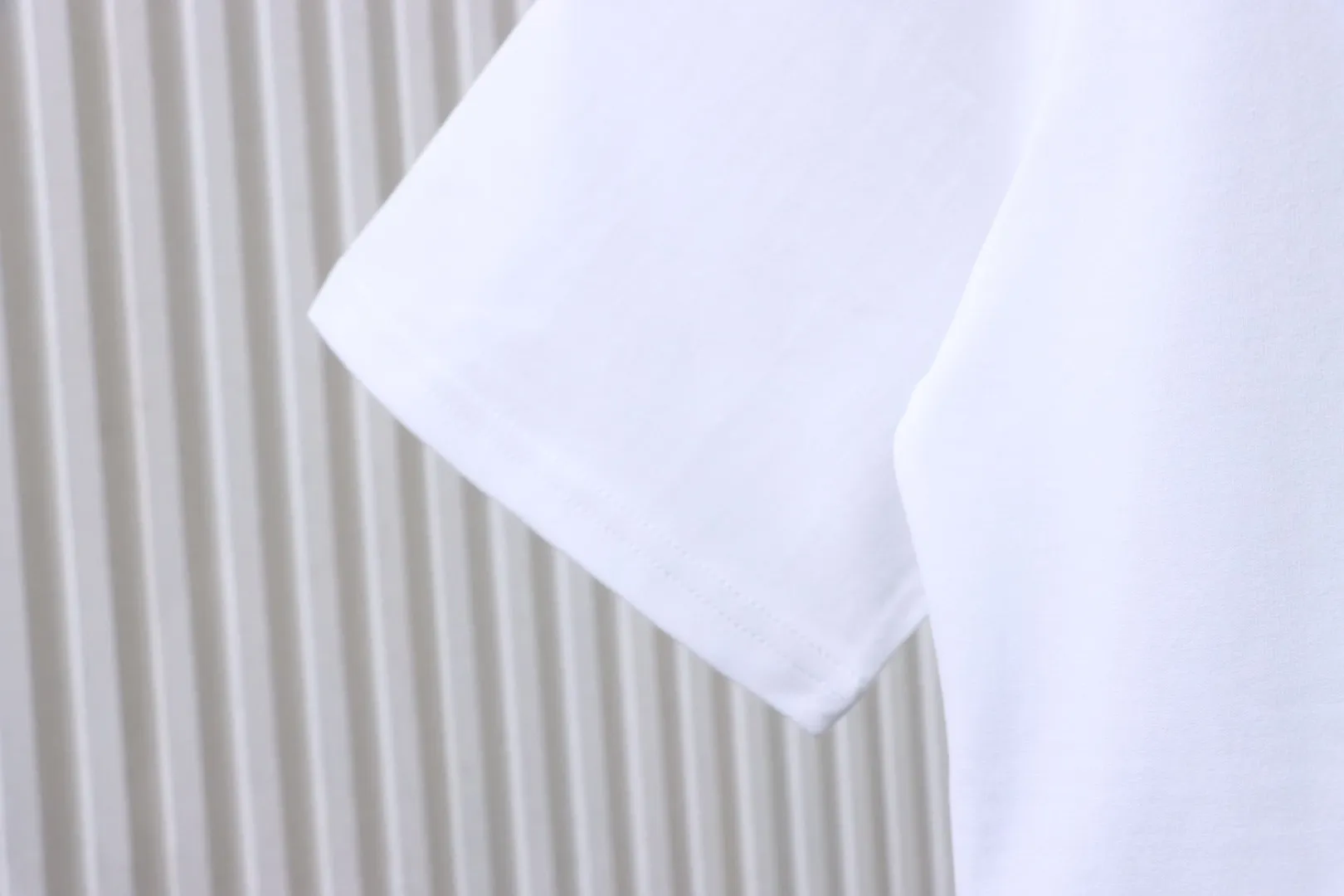 Short Sleeve Detail
