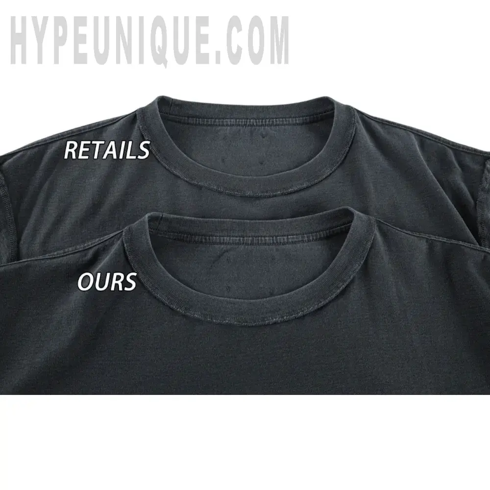 Close-up of the collar detail