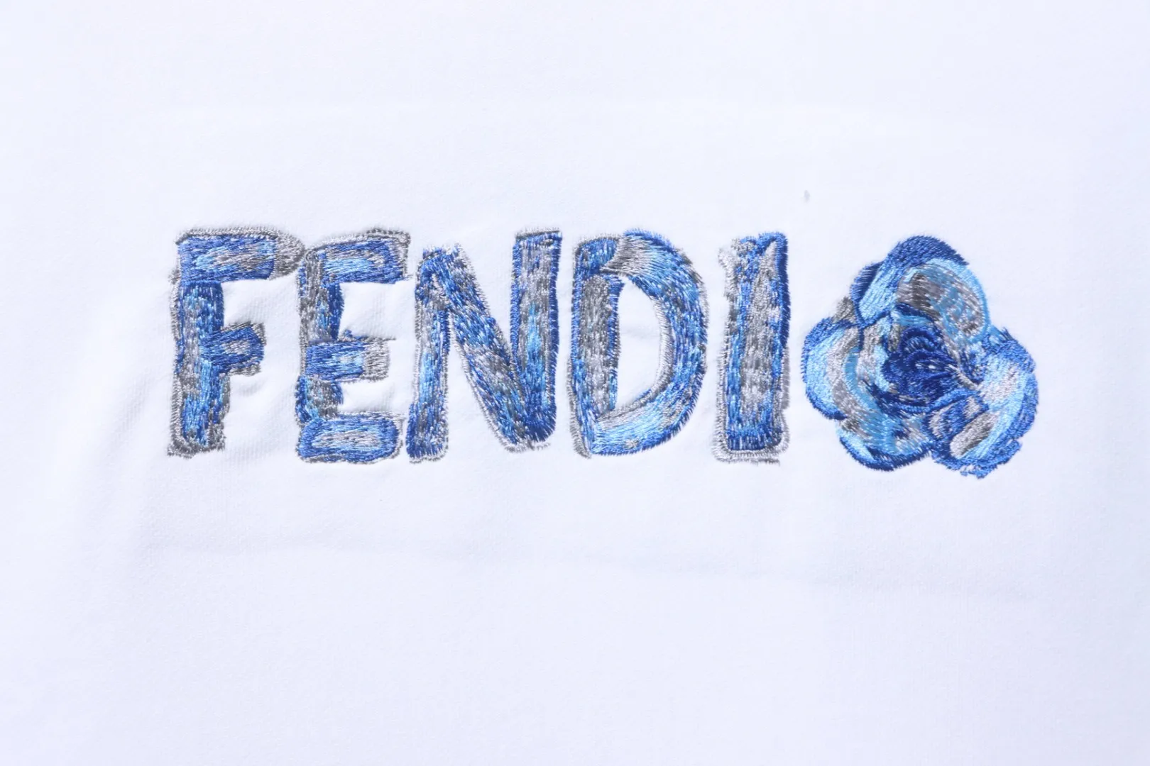 Logo Detail