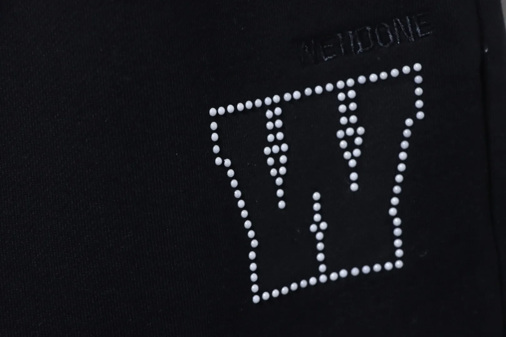 Logo Detail