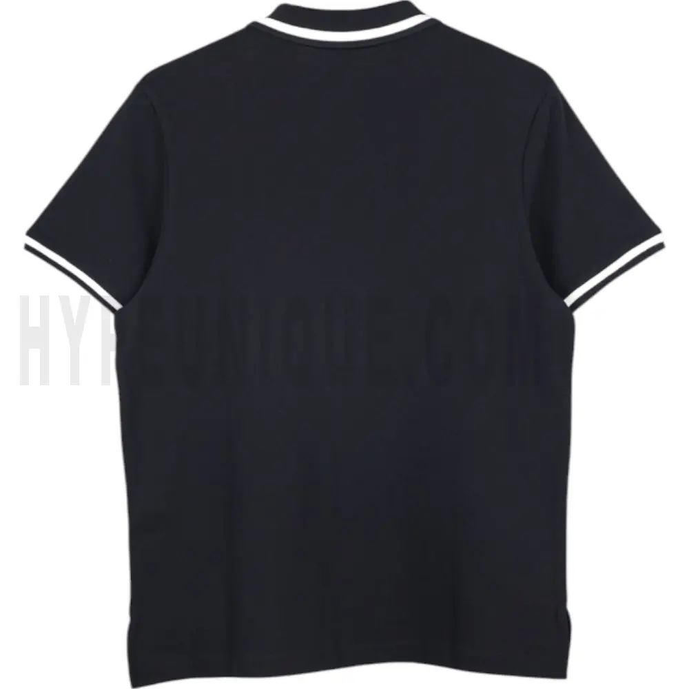 The back of the black clothes
