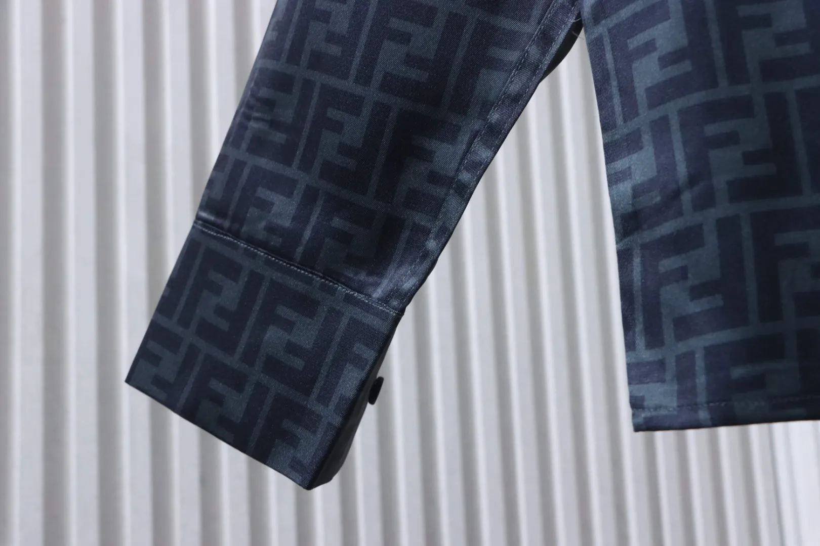 Long Sleeve Detail