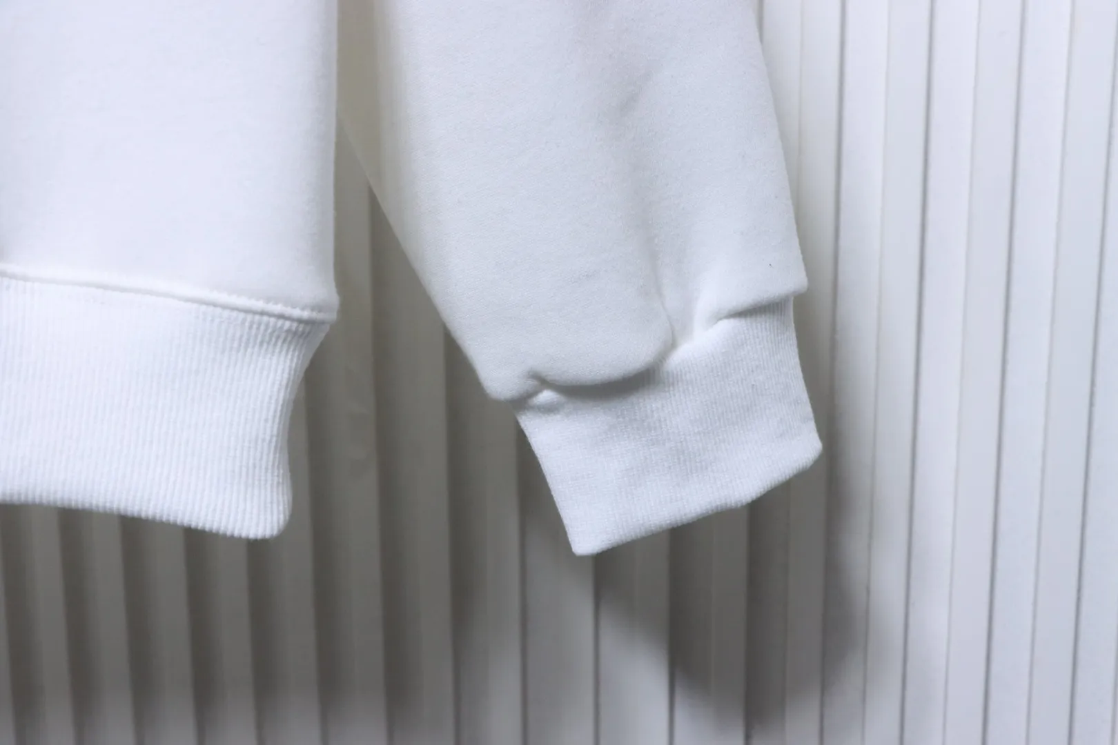 Long Sleeve Detail