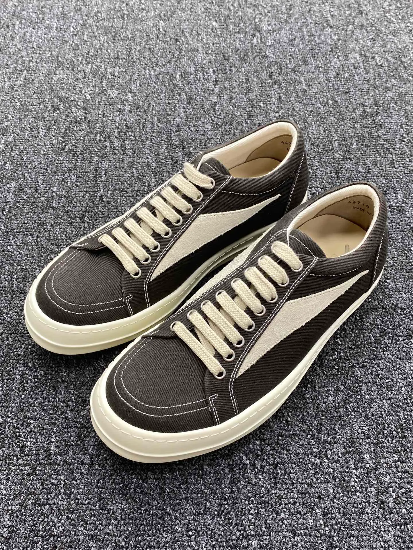 R Owens DRKSHDW Vintage Low Canvas Sneakers Black Milk Angeled View