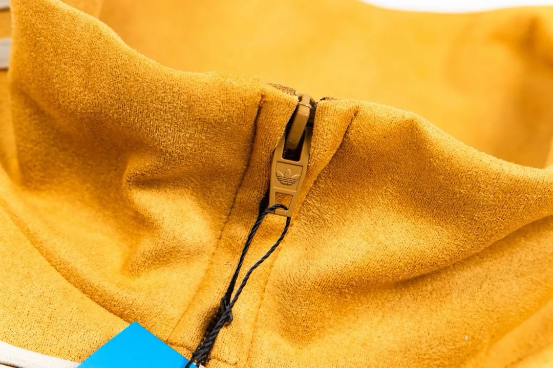 Close up neck detail with zipper