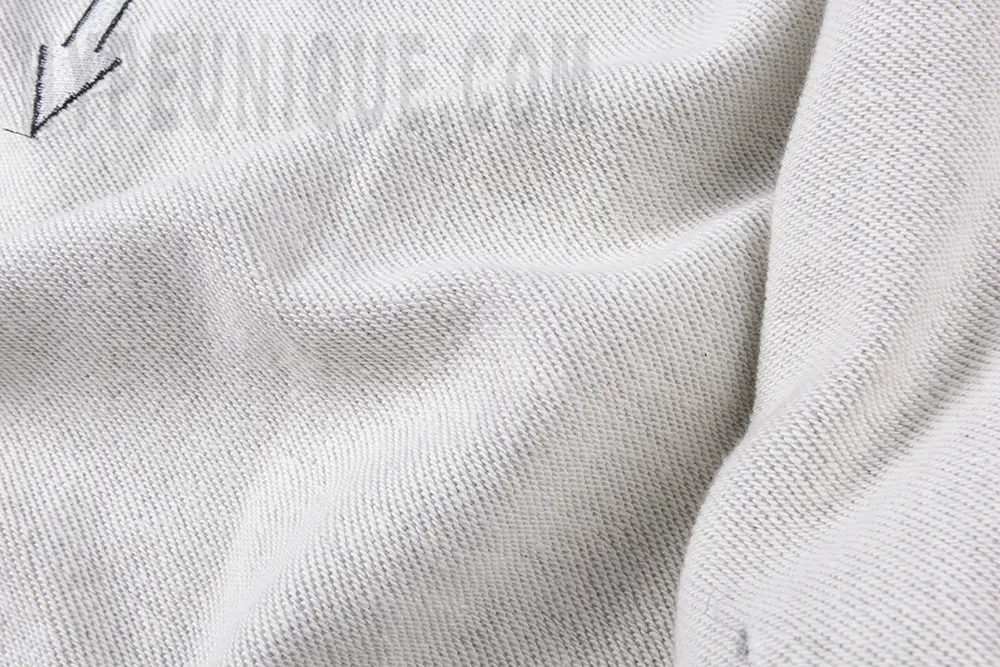 Clothes lining display