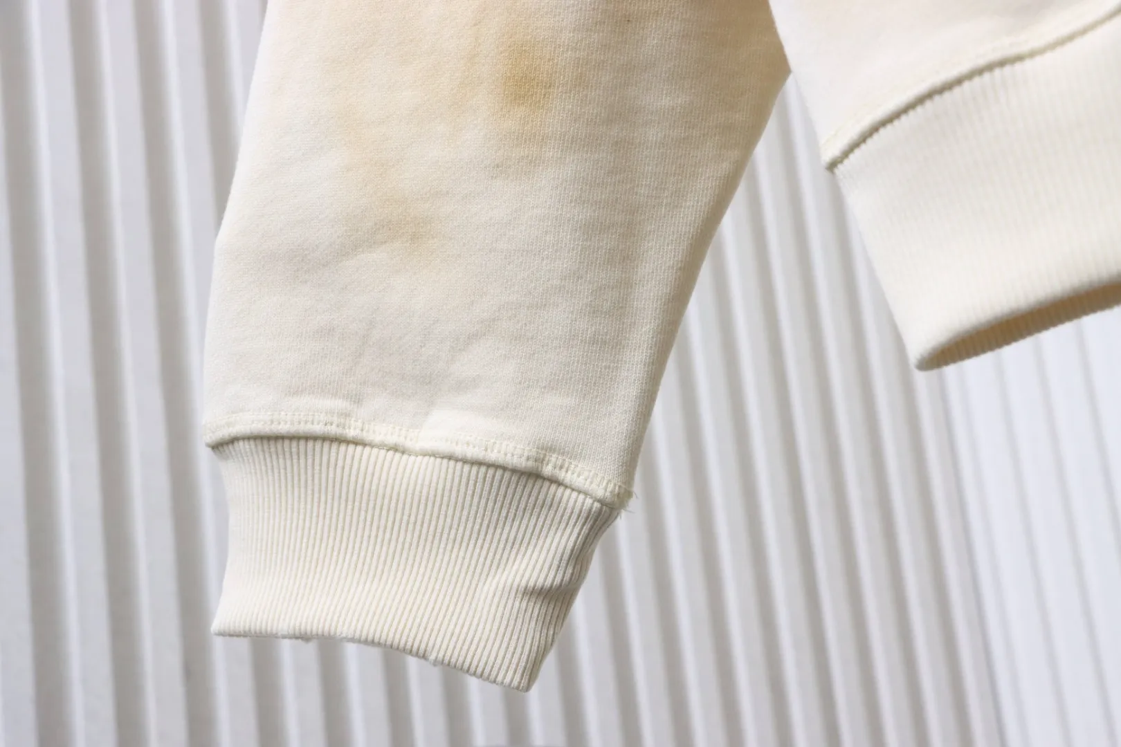 Long Sleeve Detail