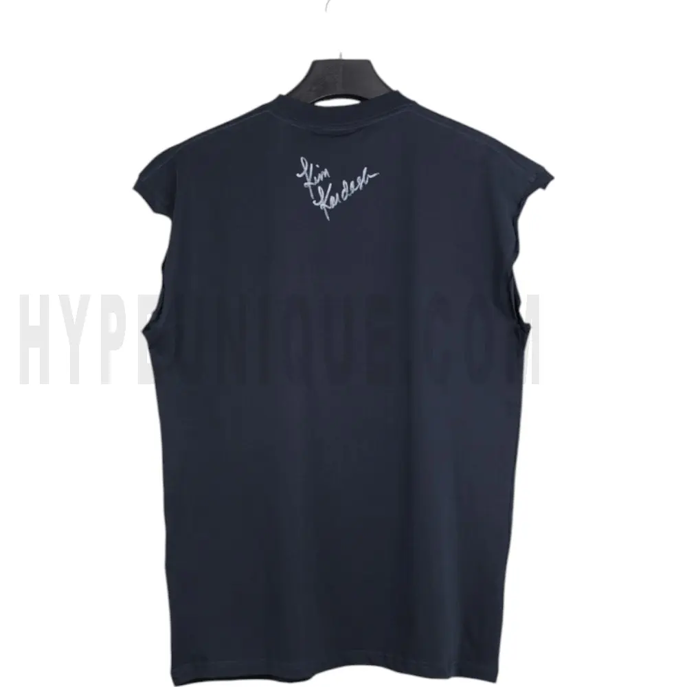 The back of the black clothes
