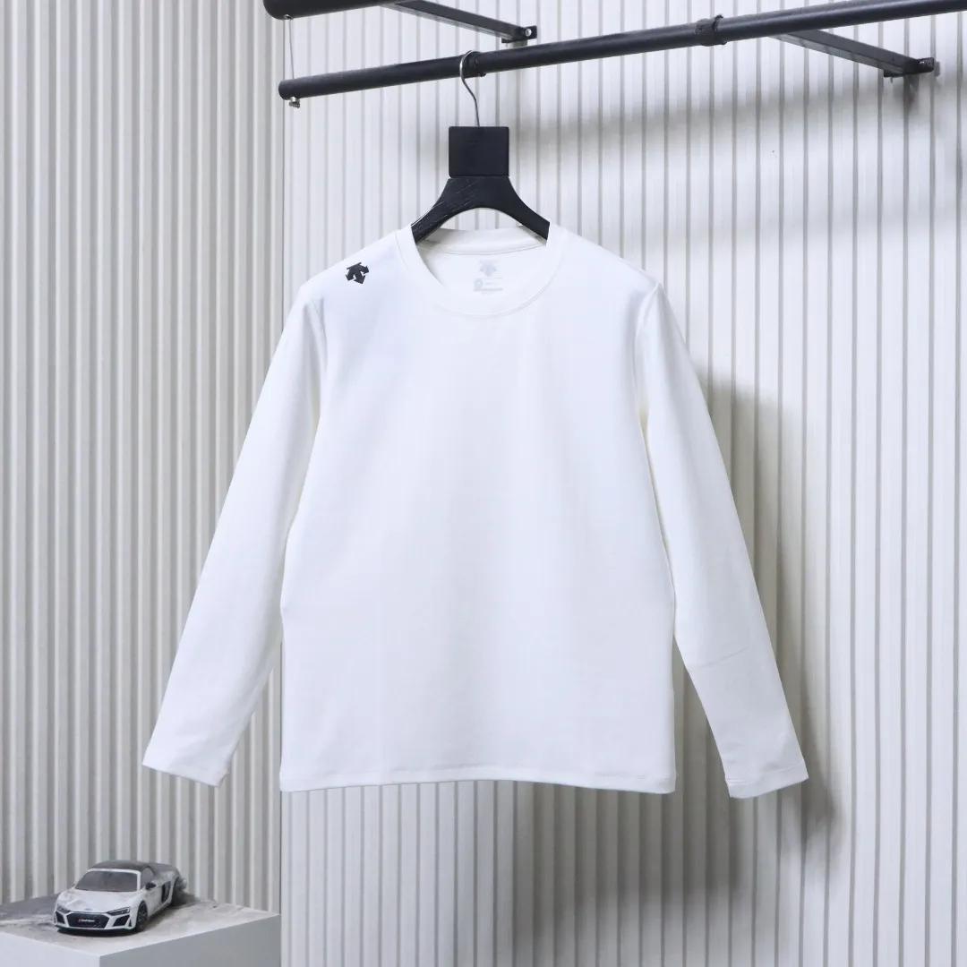 DSC 26FW Sorona Silicone Logo Long-Sleeve Shirt
