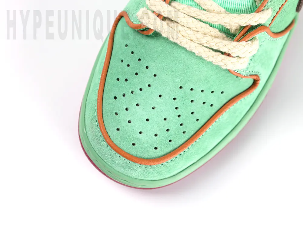 the green toe box