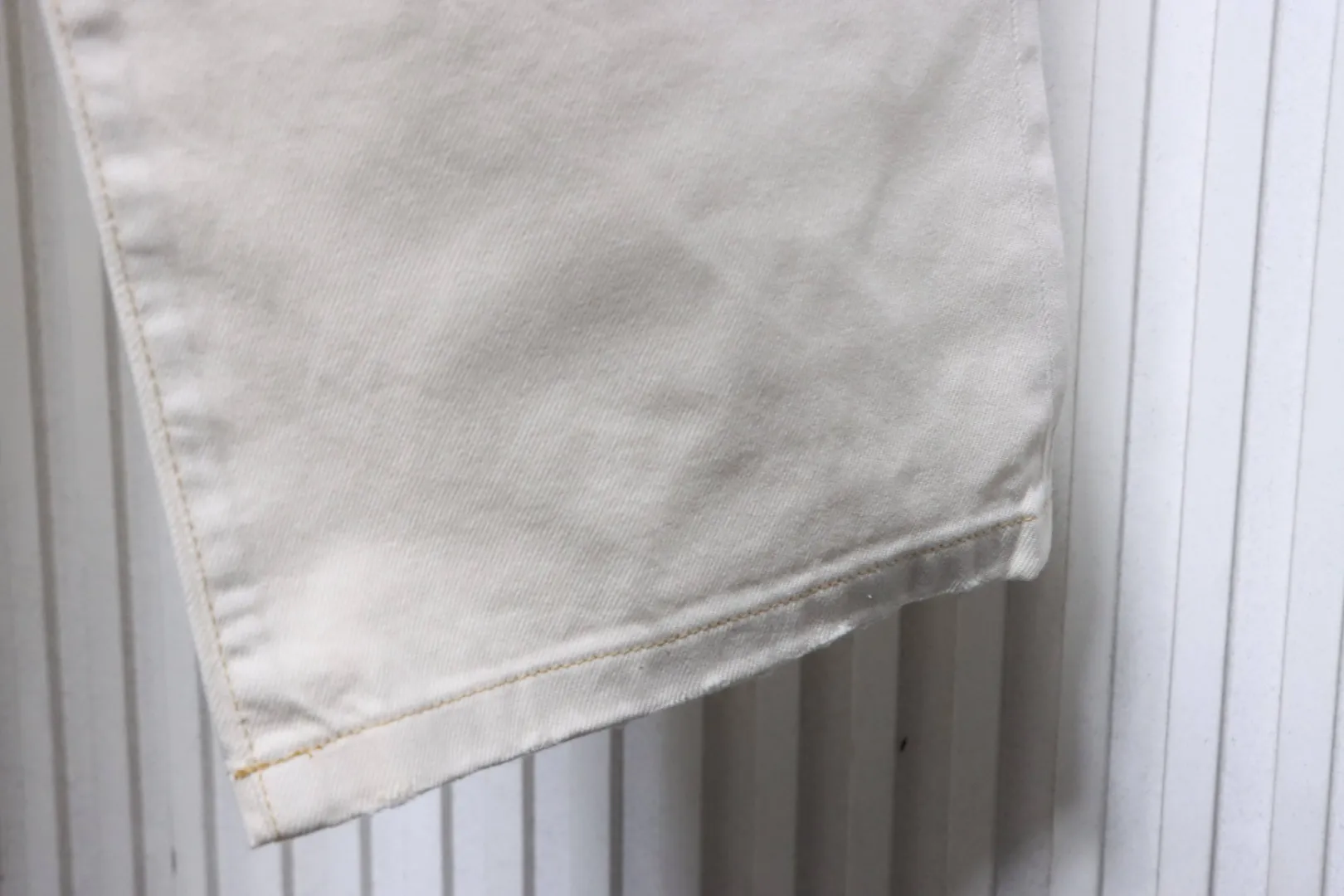 Bottom Hem Detail