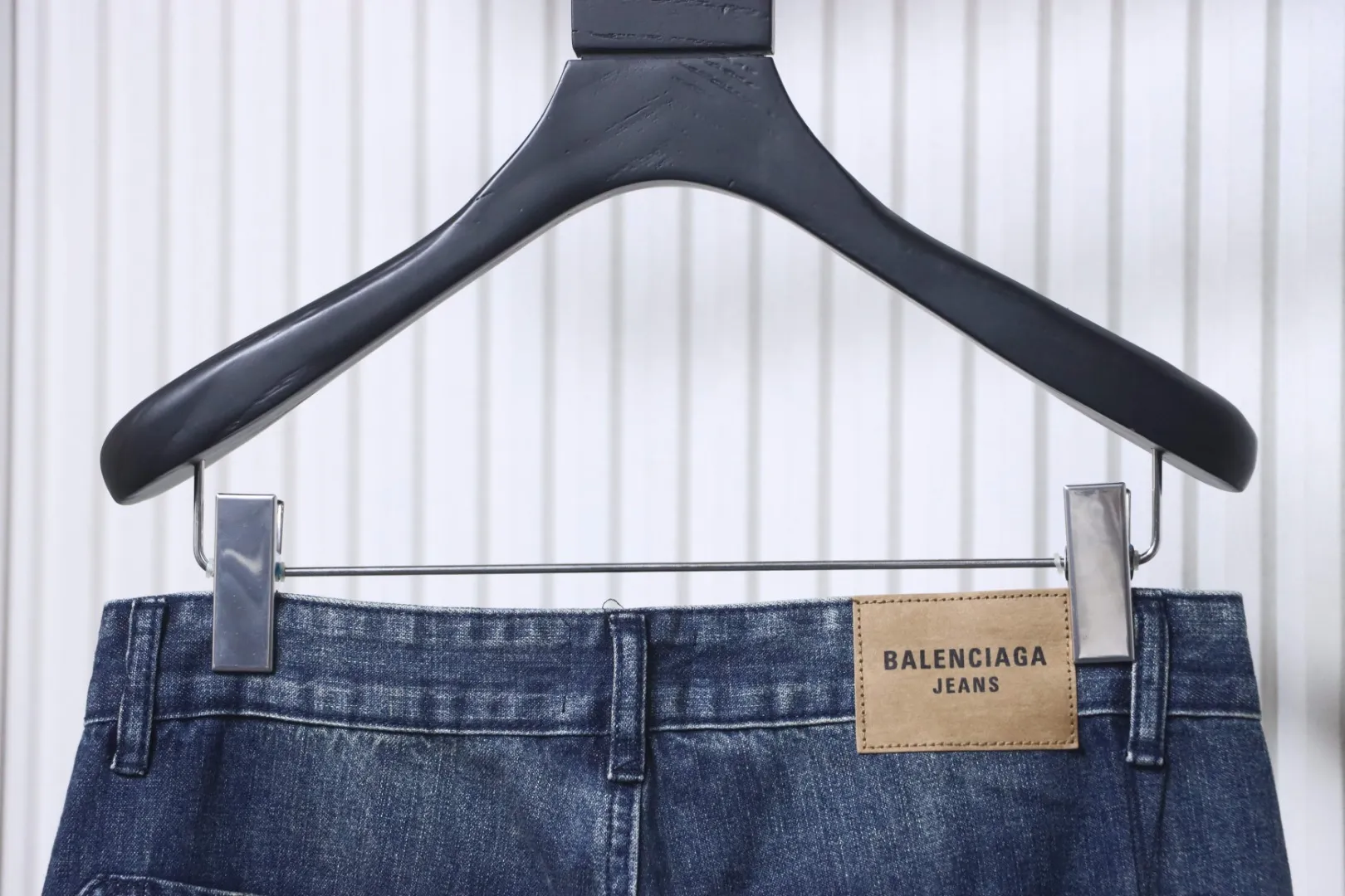 Back Waistline