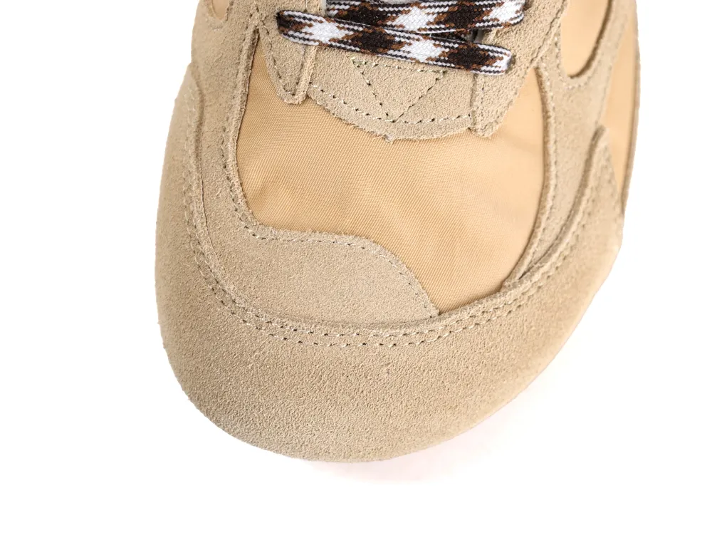 BV Orbit Flash Sneakers Matcha Front Toe Detail